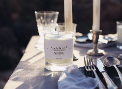 How To Scent Your Summer Dinner Party